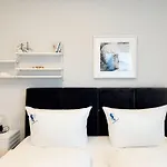 Strand Lodge Lejlighed *